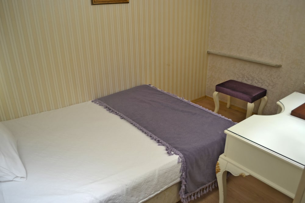Economy Room photo 2