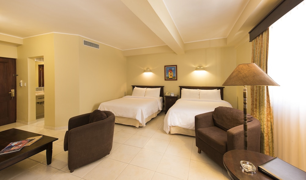 Superior Room, 1 Bedroom, Refrigerator