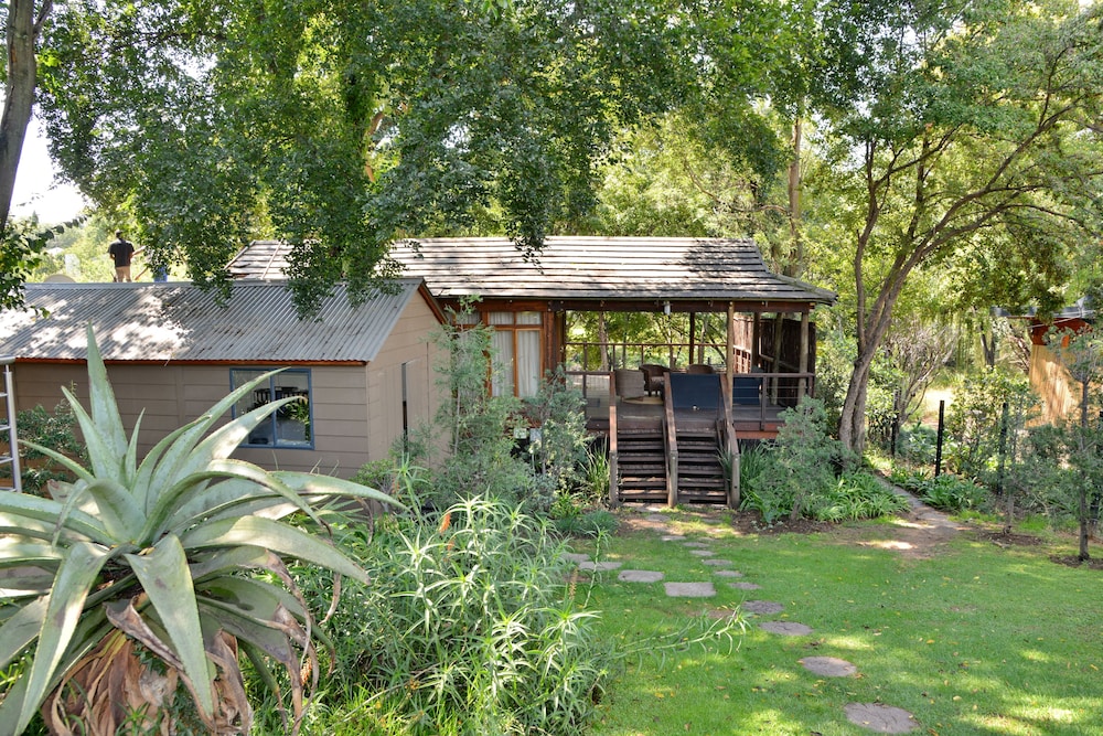 Honeymoon Tree House (Self Catering ) photo 3