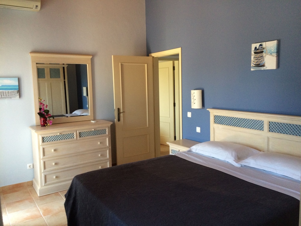 Villa, 4 Bedrooms photo 1