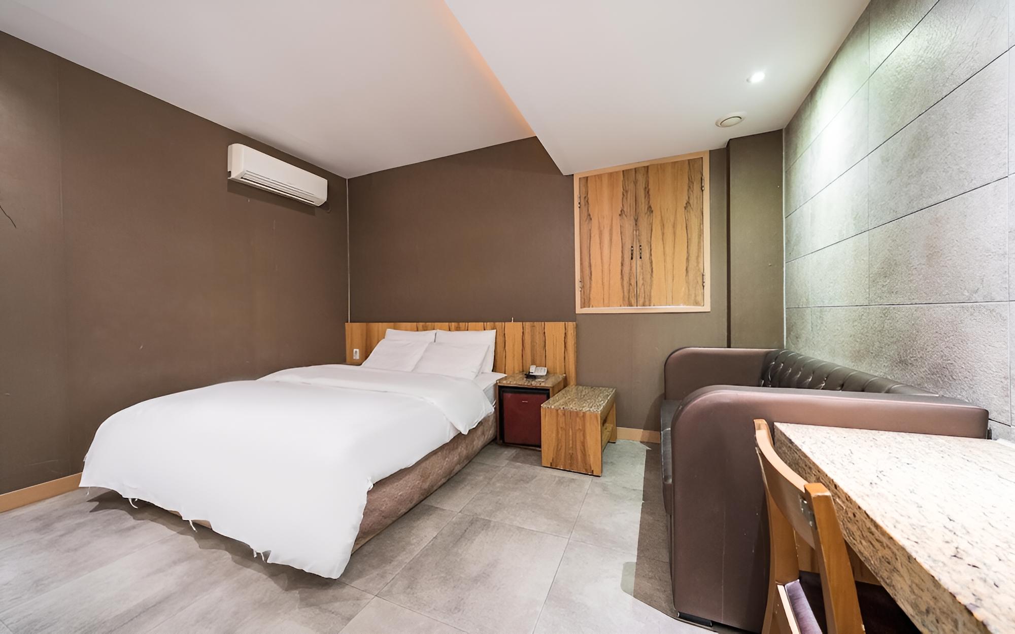 Room (Special Room) - Photo 5