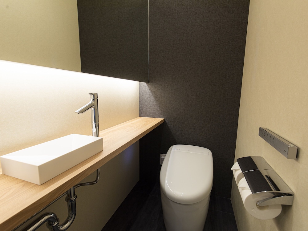 Basic Suite - Photo 9