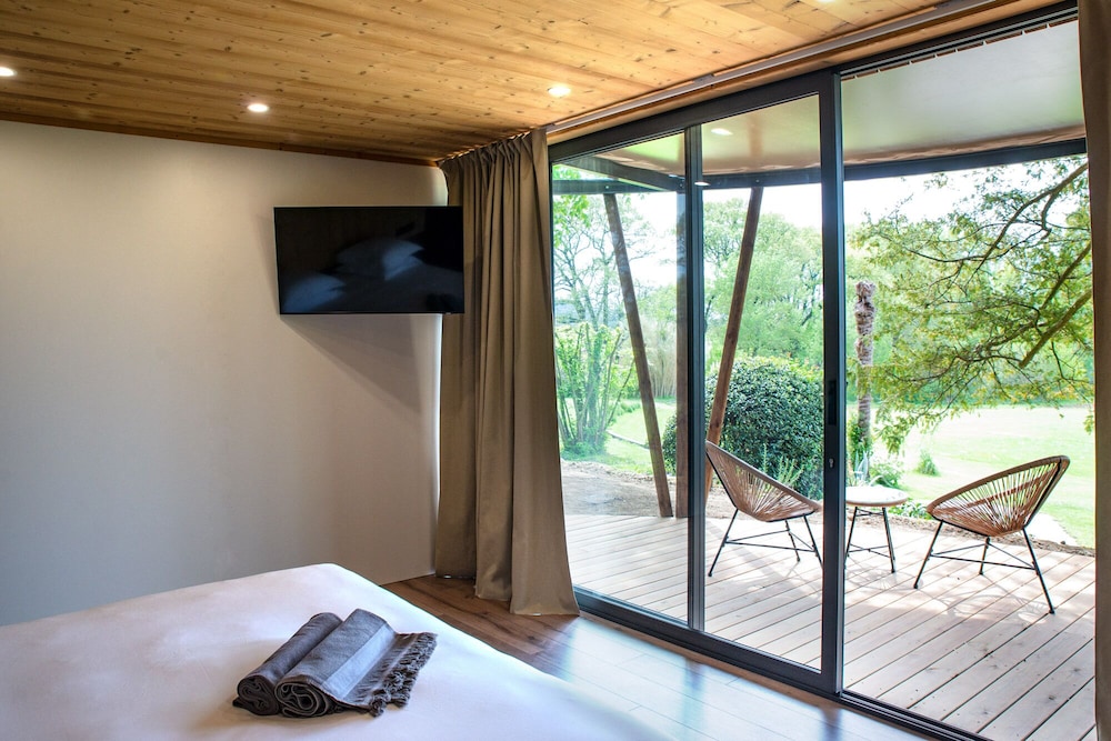 Room - Photo 3