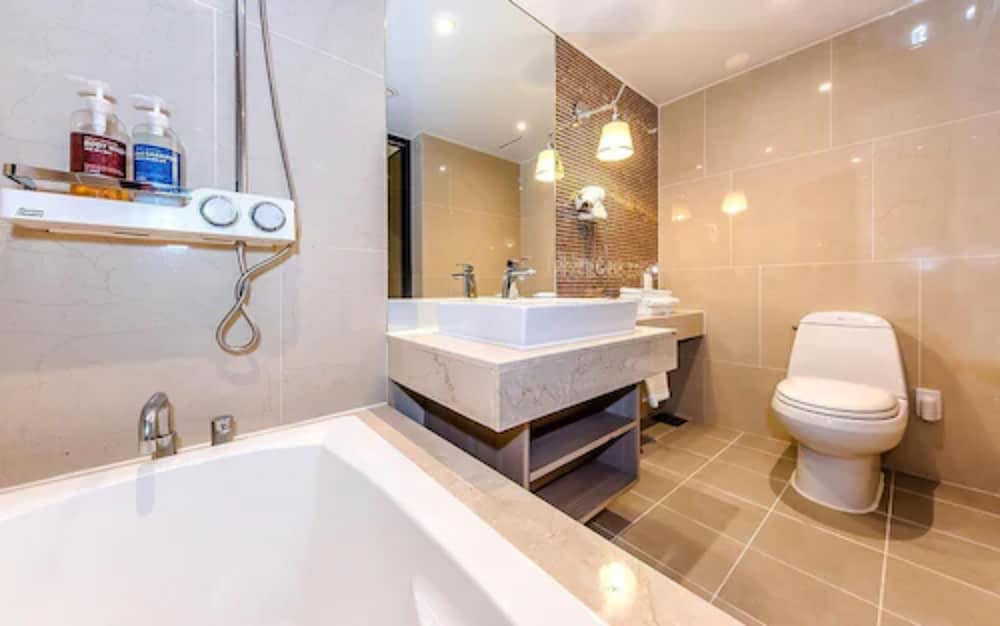 Deluxe Twin Room - Photo 4