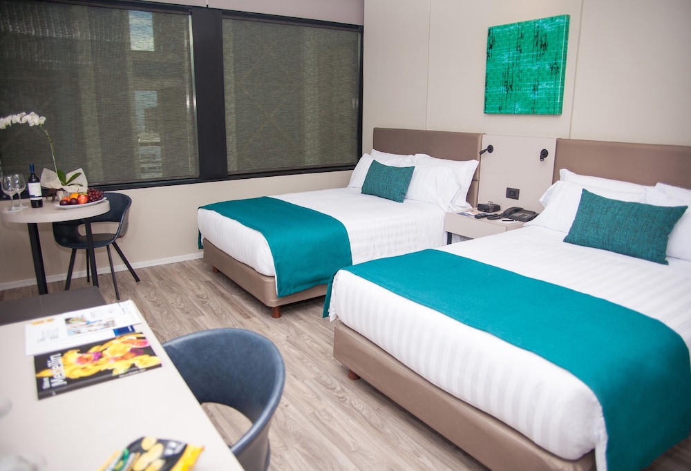 Standard Room, 2 Twin Beds - Photo 1