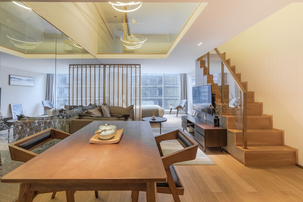 LOFT Senior Family Apartment