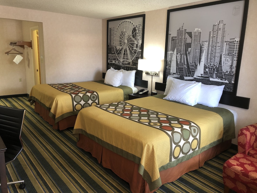 Studio Suite, Multiple Beds, Non Smoking - Photo 3