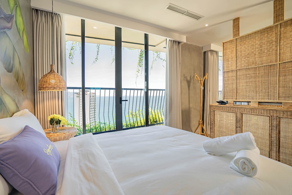 Grand Twin Room, Sea View