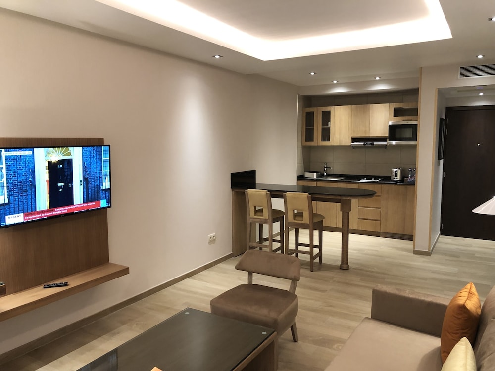 Executive Apartment, 1 Bedroom, Non Smoking, Garden View photo 2