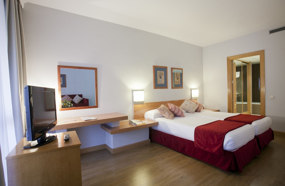 Apartment (Triple)