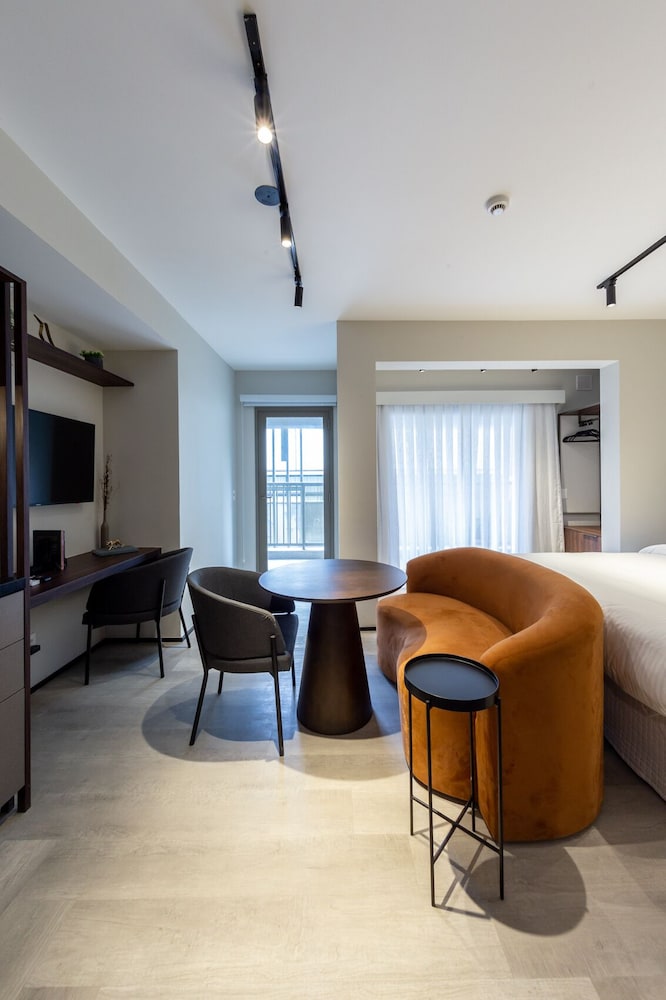 Family Studio Suite