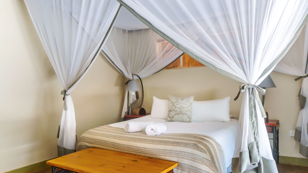 Standard Double or Twin Room photo 1