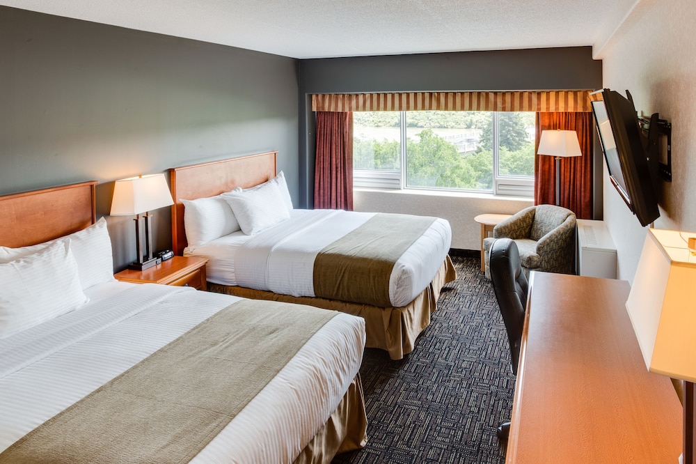 Double Room, 2 Queen Beds - Photo 2