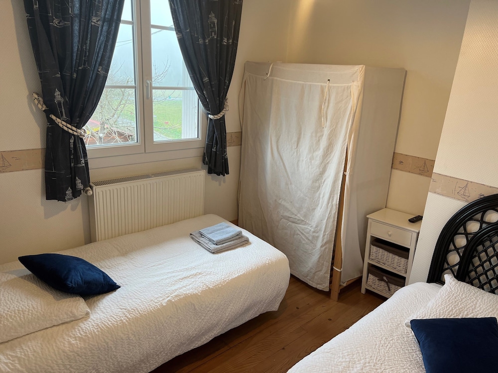 Standard Quadruple Room photo 2