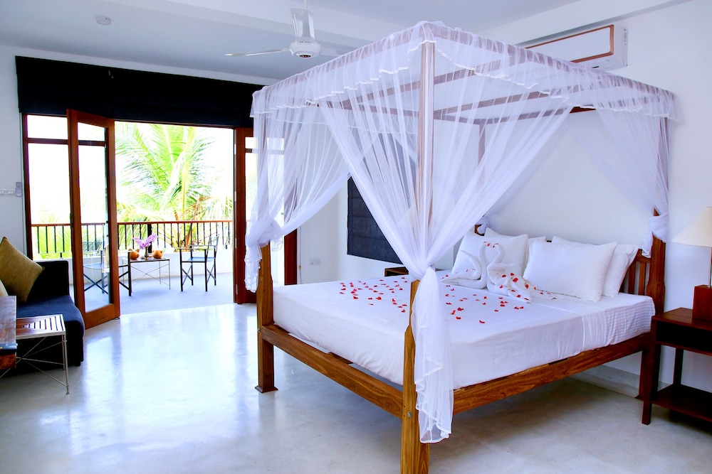 Classic Double Room, River View