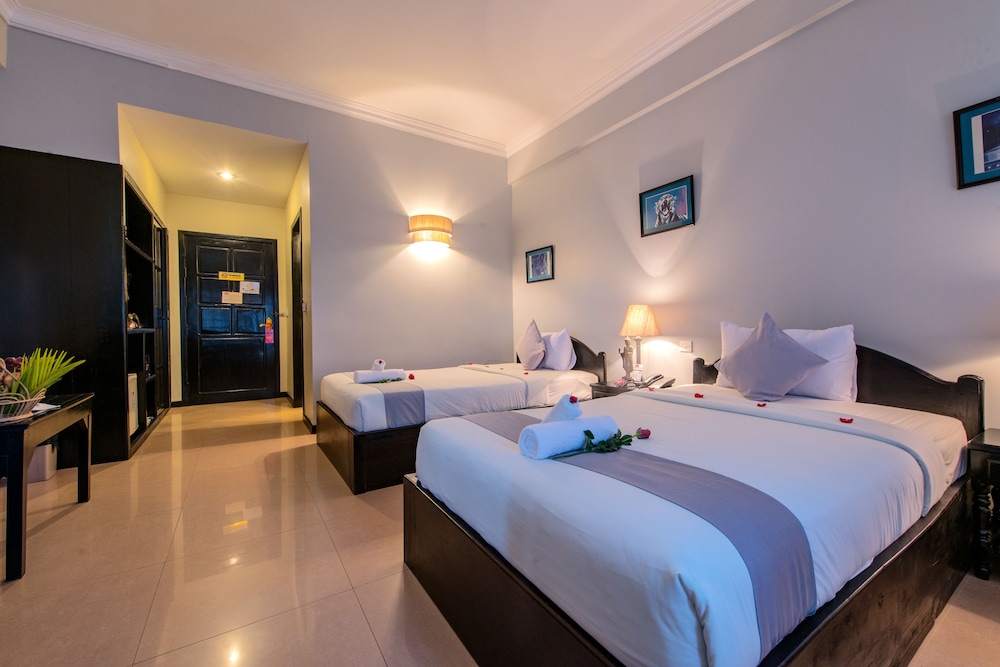 Superior Double or Twin Room - Photo 3