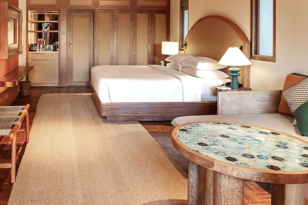 Sunset Beach Villa With Pool