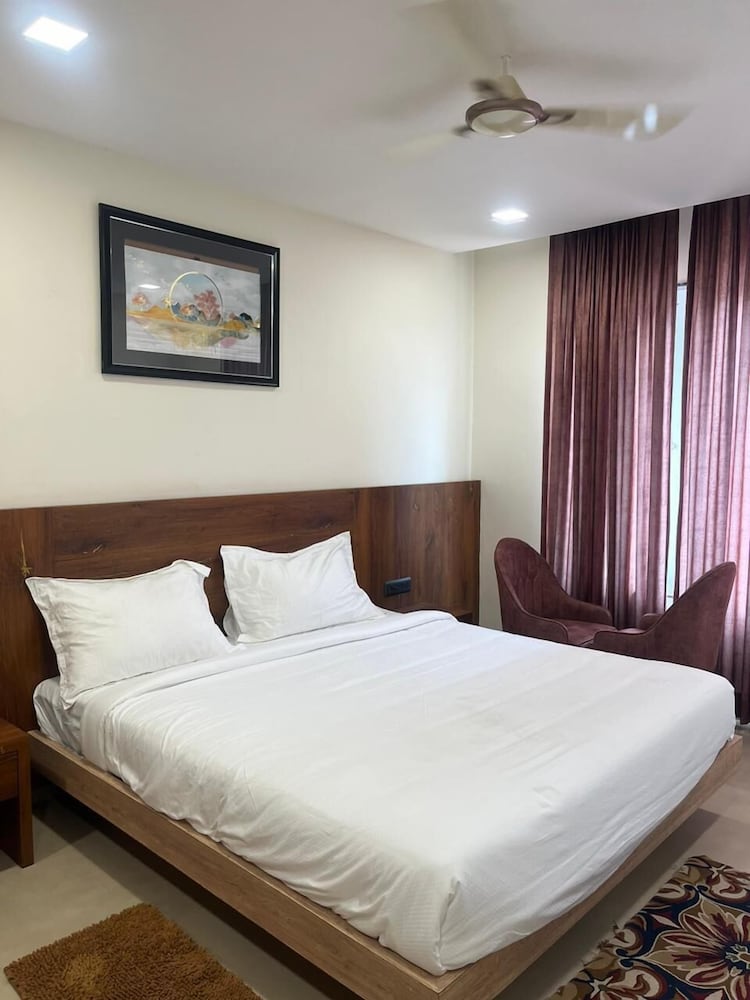 Deluxe Room, Garden View