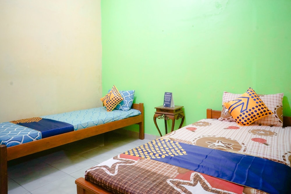 Economy Twin Room