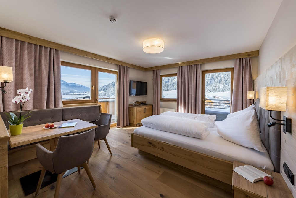 Deluxe Suite, 1 Bedroom, Mountain View, Mountainside (Lavendel) photo 1