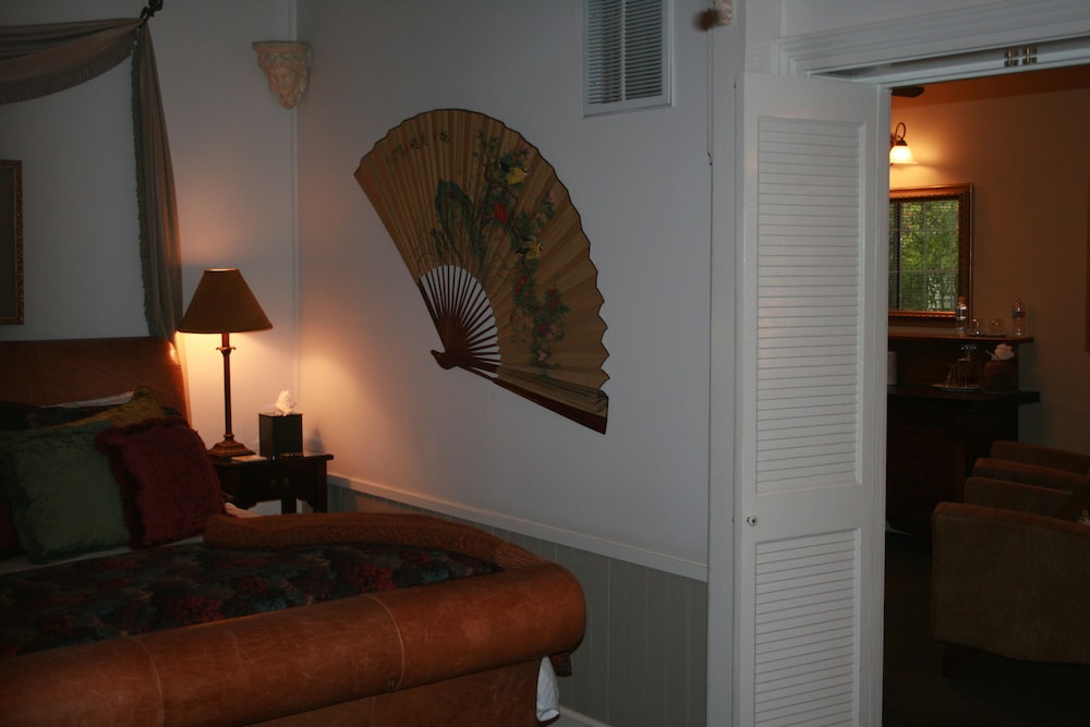 Junior Suite, 1 Queen Bed photo 2