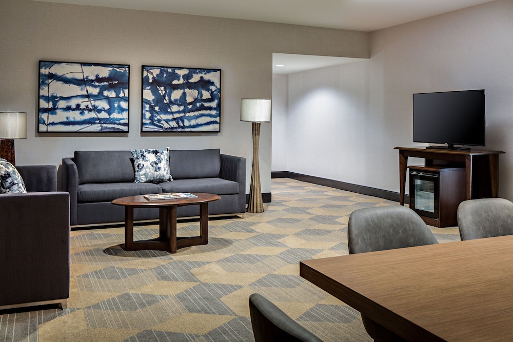 Executive Suite, 1 Bedroom - Photo 6