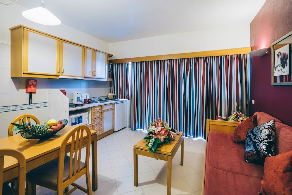 One Bedroom Junior Standard (4 Guests) - Photo 3