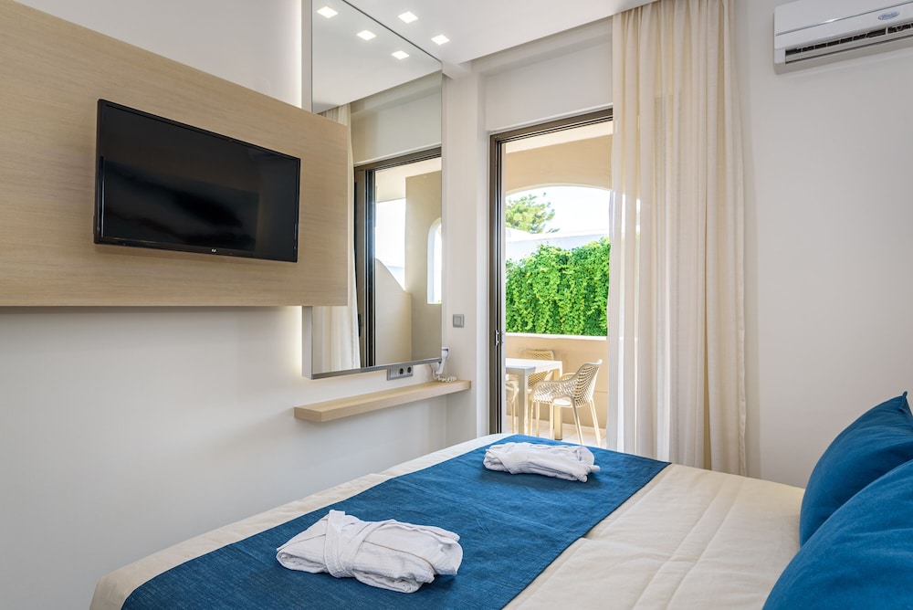 Family Suite, 1 Bedroom photo 3