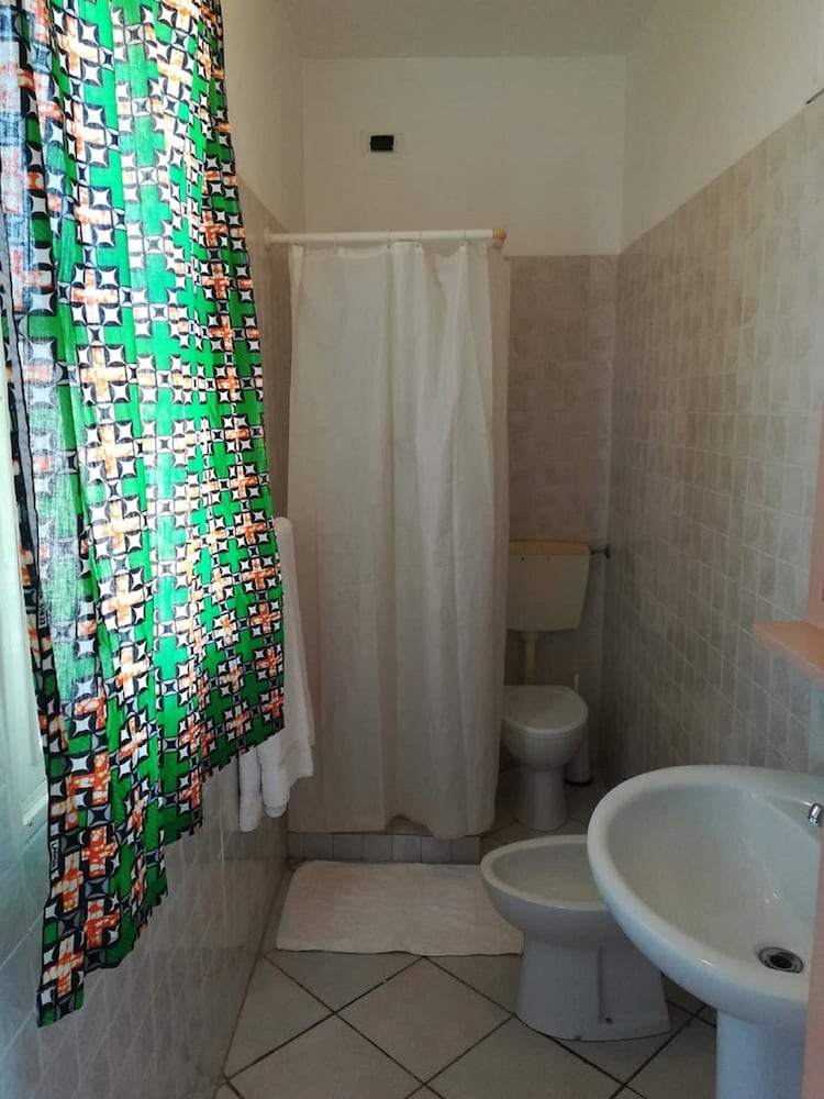 Basic Studio, 1 Double Bed, Kitchenette, Ocean View photo 2