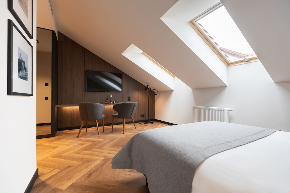 Single Room photo 2