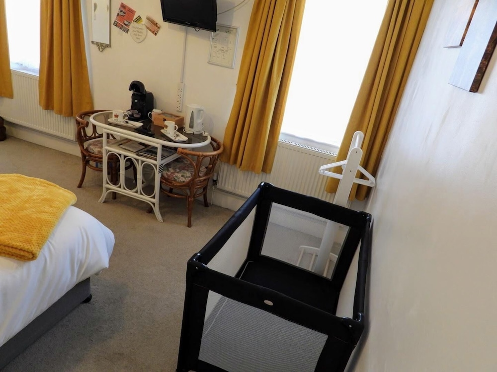 Suite, Ensuite (Double and Single Beds) photo 3