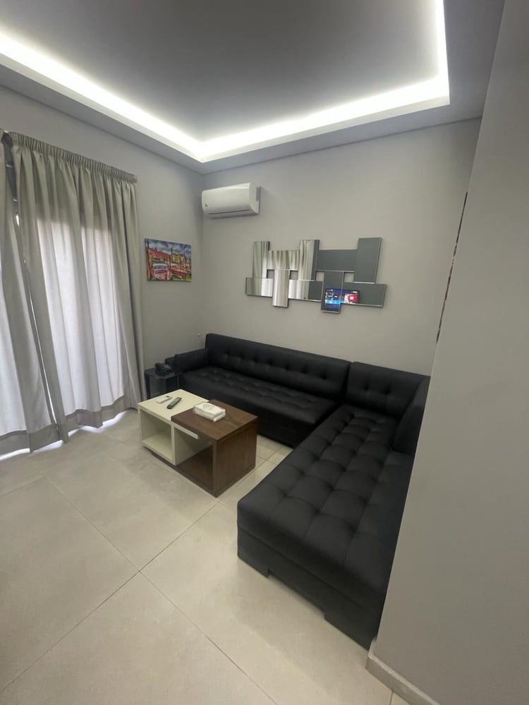 Junior Suite, 1 Double Bed - Photo 7