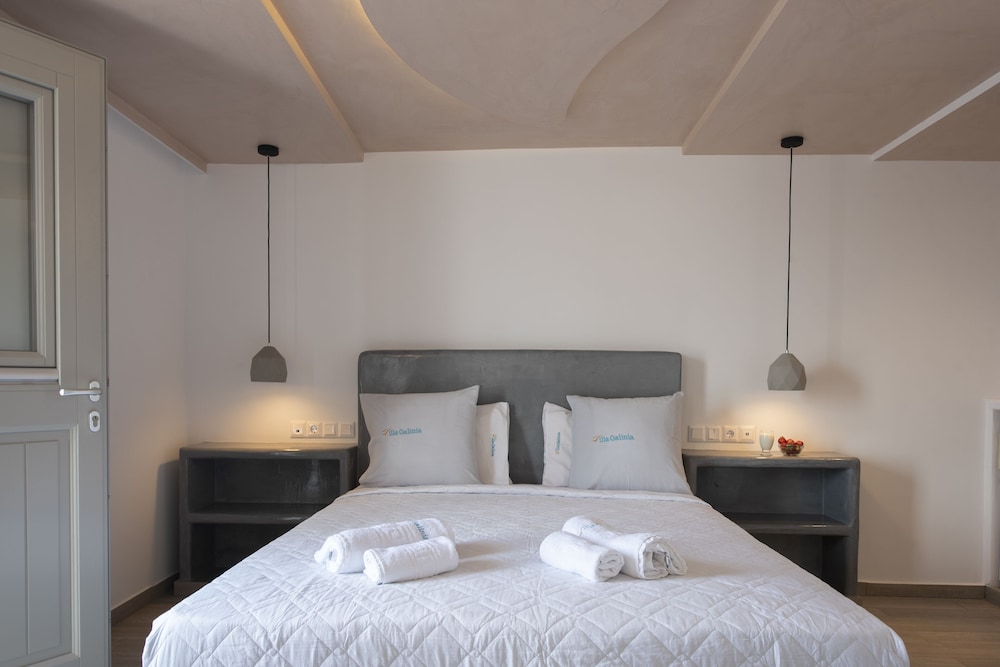 Deluxe Room, Hot Tub (Caldera View)