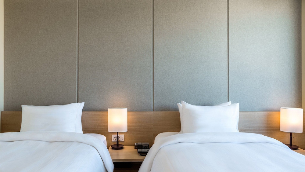 Premier Twin Room photo 3