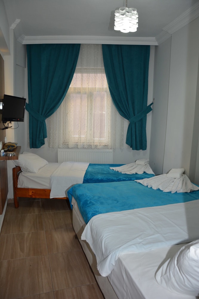 Standard Double Room photo 3