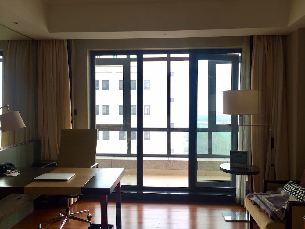 Apartment, 3 Bedrooms - Photo 12