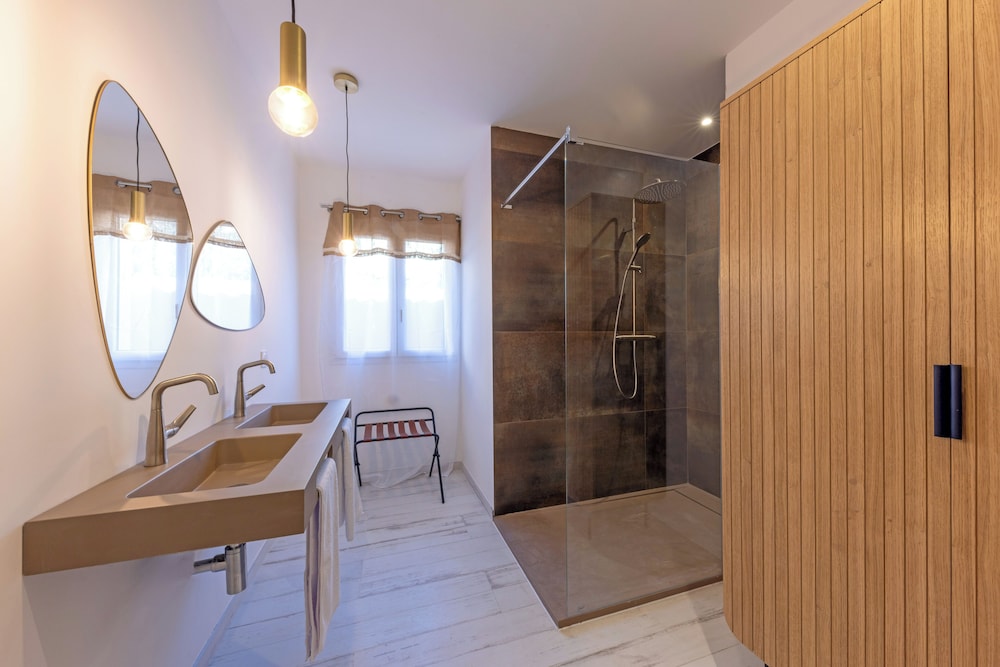 Superior Double or Twin Room, Balcony, Valley View photo 3