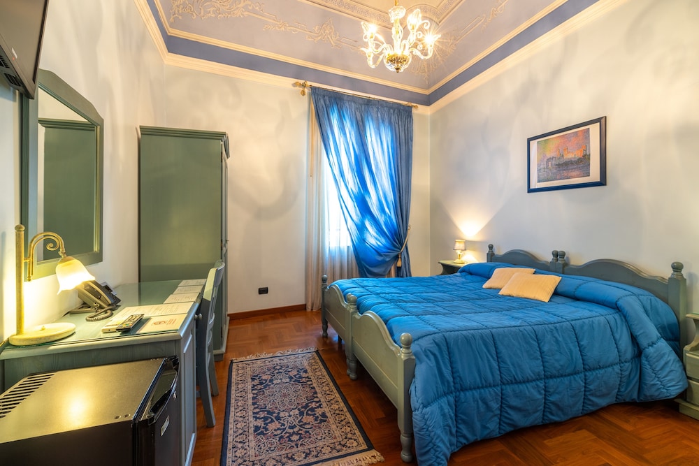 Superior Double or Twin Room photo 1
