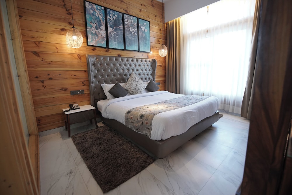 Premium Cottage Valley Facing photo 2
