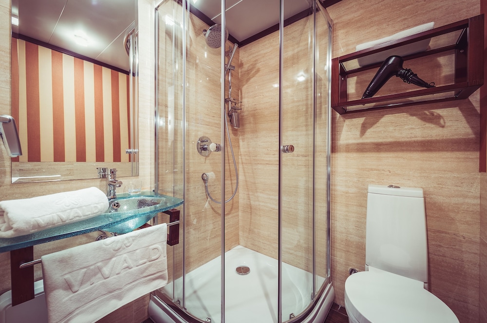 Business Twin Room - Photo 5