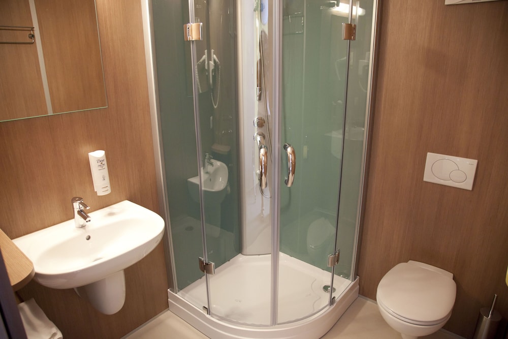 Double Room Single Use photo 2