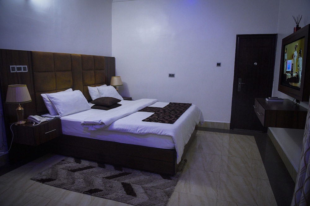 Business Room, 1 Bedroom photo 1