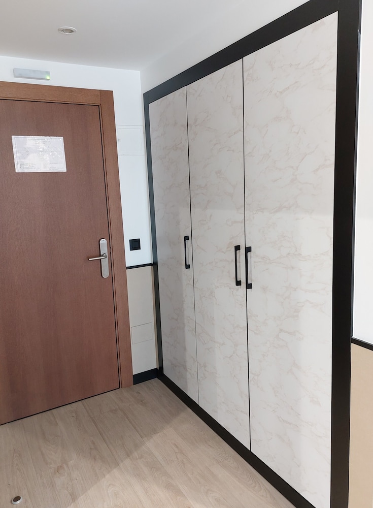 Superior Twin Room - Photo 3