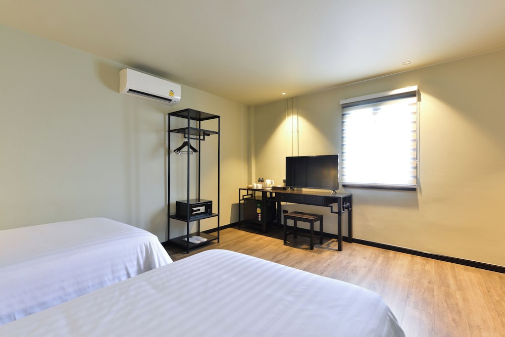 Superior Twin Room photo 3