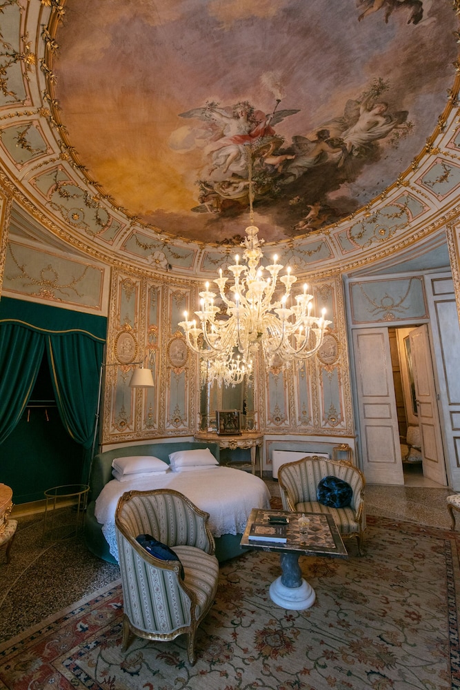 Luxury Room photo 3