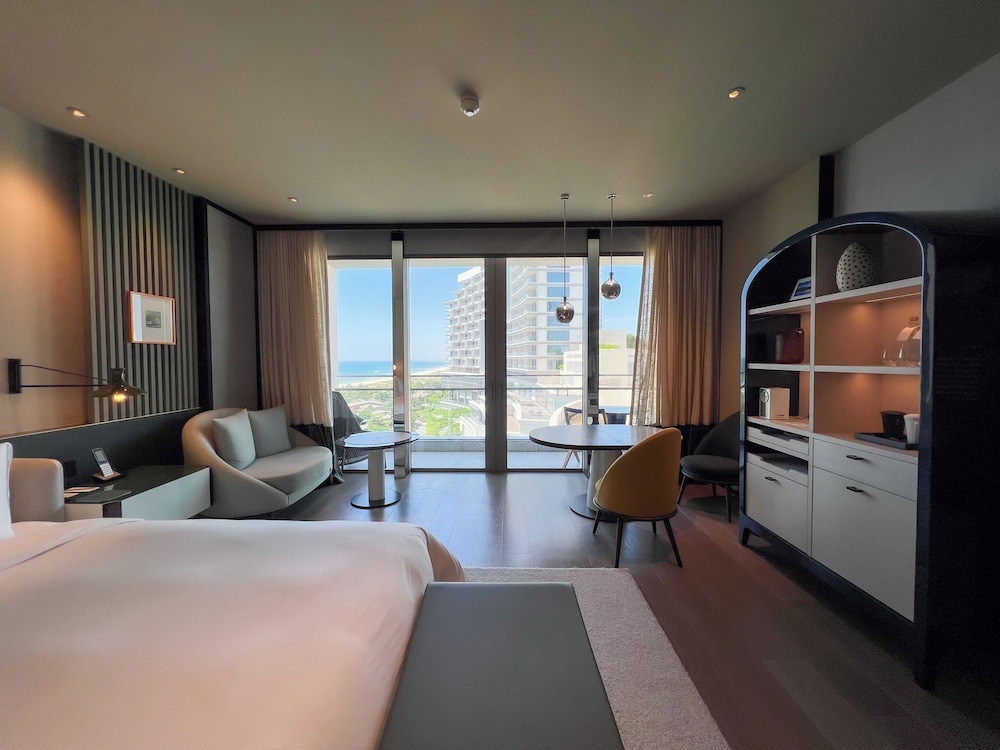 Superior Ocean View King - Photo 6