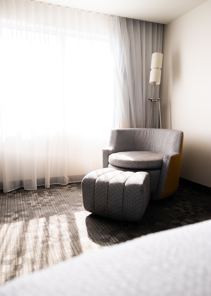 Room, 2 Queen Beds (Mobility/Hearing Accessible, Tub) - Photo 3