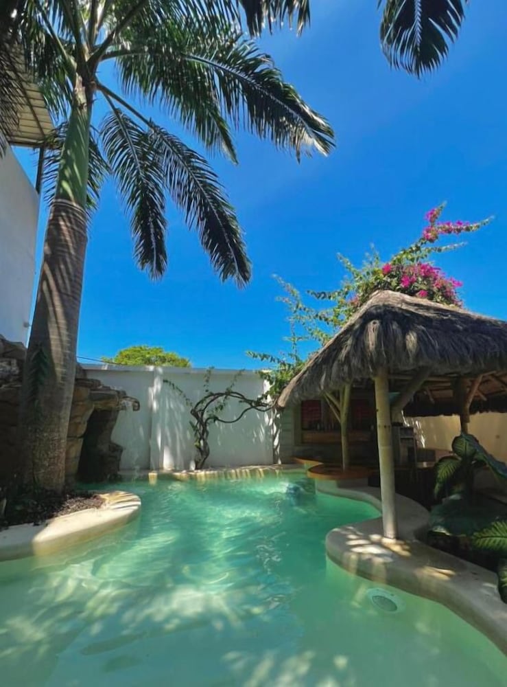 Exclusive Quadruple Room, 2 Double Beds, Balcony, Ocean View photo 3