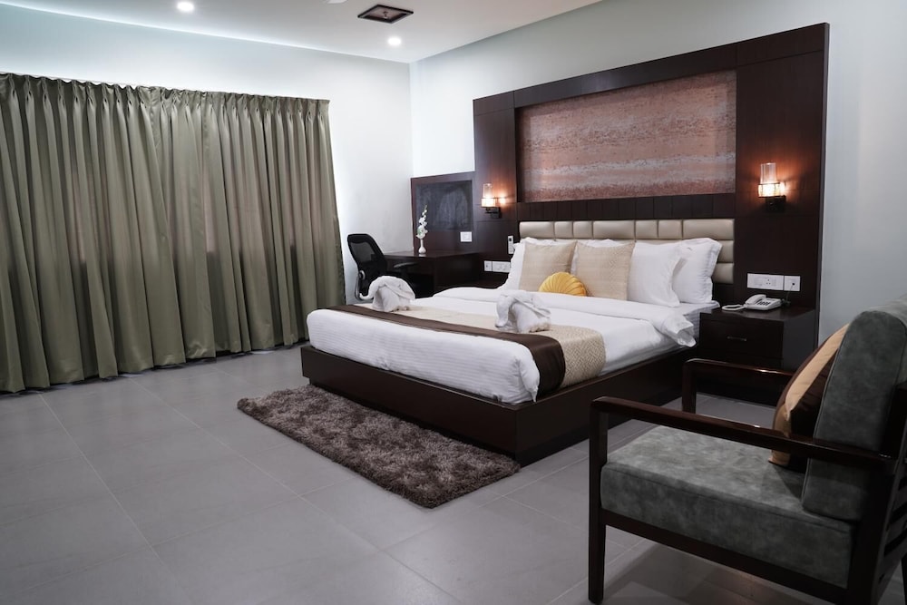 Economy Double Room, 1 Double Bed - Photo 18