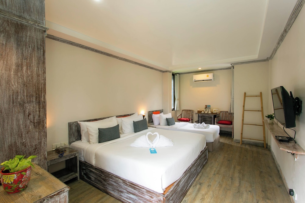 Economy Triple Room - Photo 1